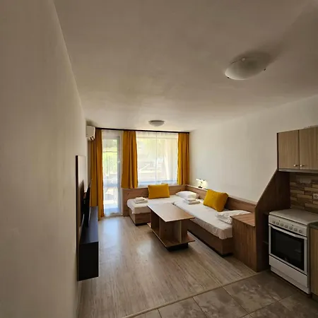 Nest Str Tvarditsa 13 Burgas City