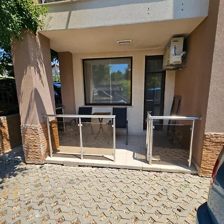 Nest Str Tvarditsa 13 * Burgas City
