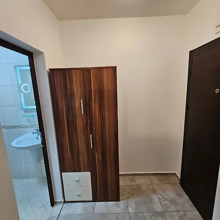 Nest Str Tvarditsa 13