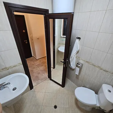 Nest Str Tvarditsa 13